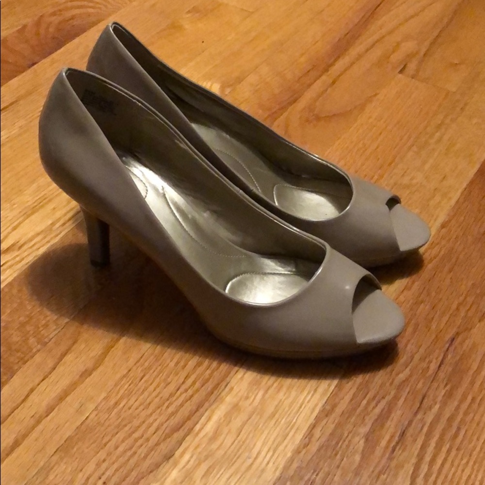 Women’s heels